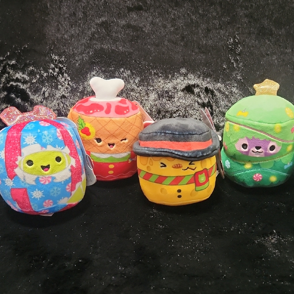 4 Chew Mees SQUISHMALLOW for Dogs Plush Toy Set